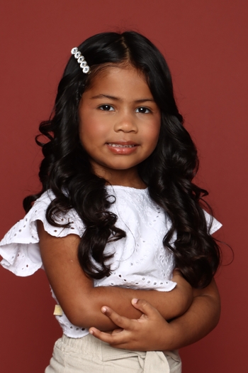 Helena Maria Oliveira Mitchell