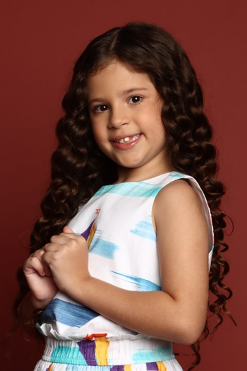 Lara Chaves Gonçalves Jales
