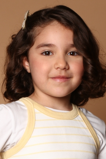 Maya Nicéas Porto