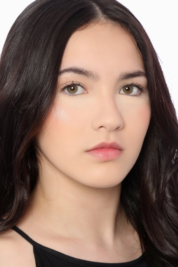 Larissa Comparoni Yamada