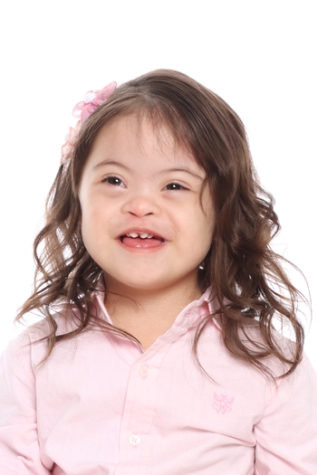 Eloá Lavinha Costa Levy