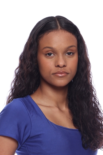 Dafny Gonçalves Portela