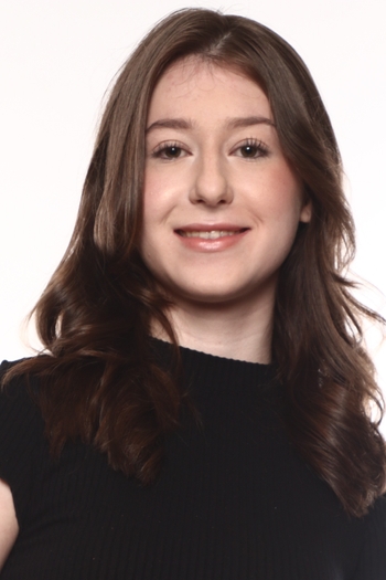 Julia Torezani Perinni