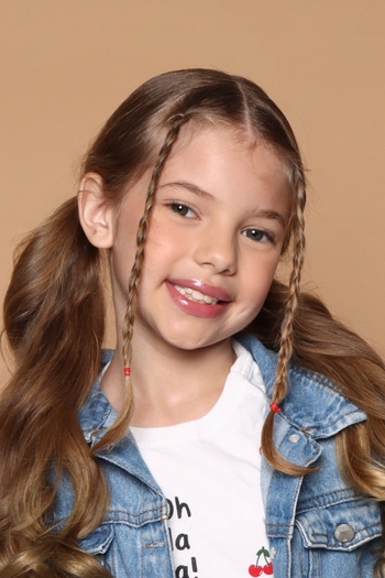 Valentina Oliveira Precioso
