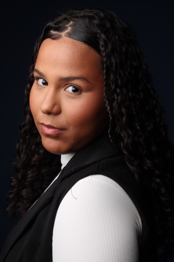 Débora Monique dos Santos Araújo