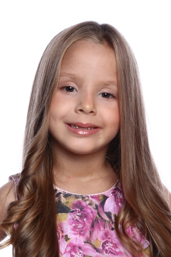 Eduarda Vitoria Machado Oliveira de Jesu