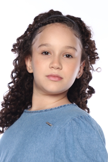 Isis de Oliveira Santana