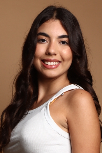 Chandra Chaves Monsefian