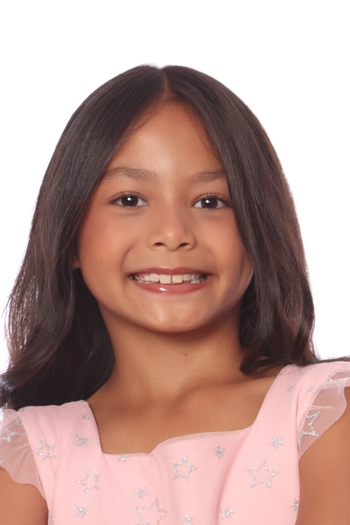 Isis Valentina Santos Ferreira