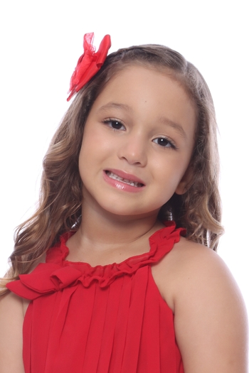 Leticia Nicole Toscano Pereira
