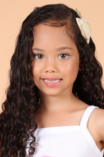 Analuz Lisbere Silva Arantes