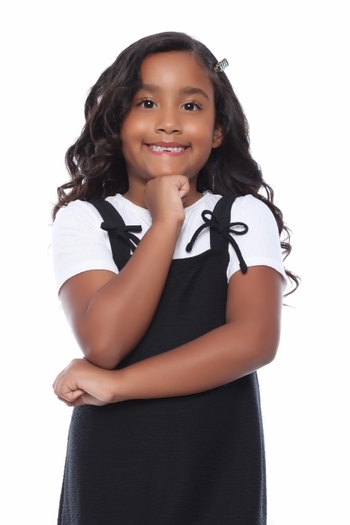 Ayshilla Lins dos Santos Ferreira