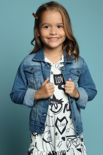 Layla Karoline Andrade Silveira