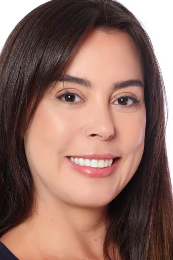 Amanda Vieira Queiroz Schneider