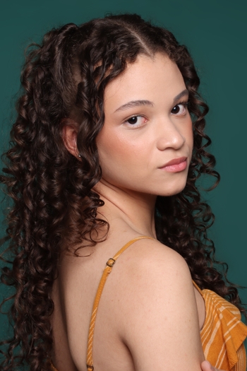 Camila Costa Nascimento