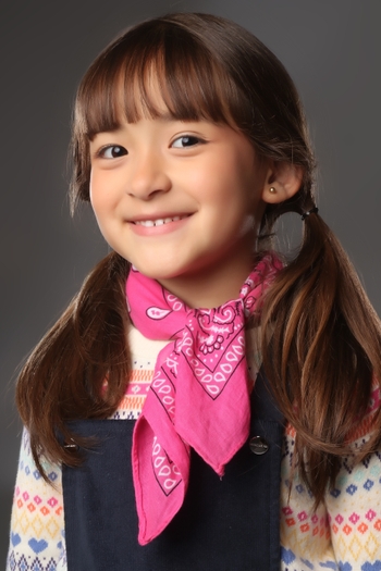 Isis Mayumi Stecinski Tsukahara