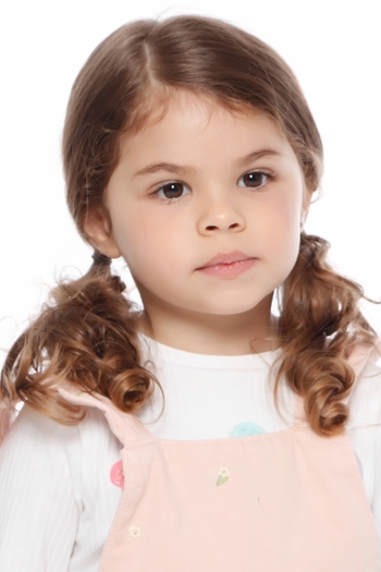 Ayla de Paula Sanoani