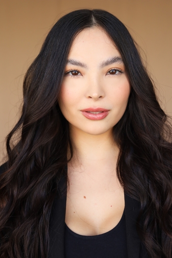 Larissa Yumi