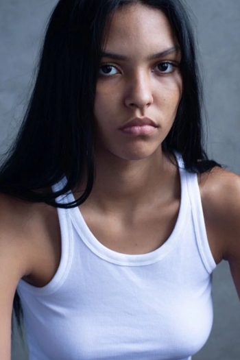 NICOLY GONÇALVES