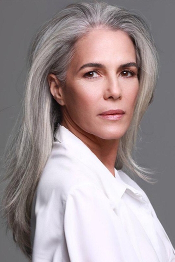 CLAUDIA PORTO