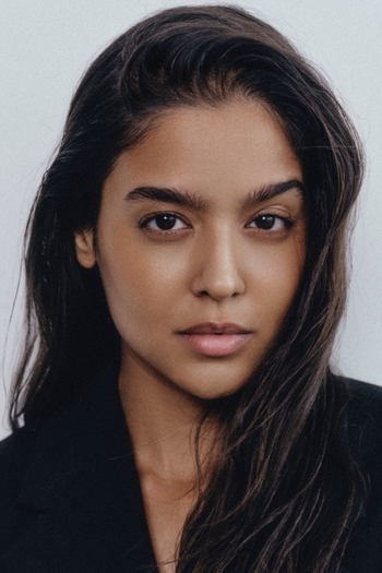 POLYANA CARDINOT