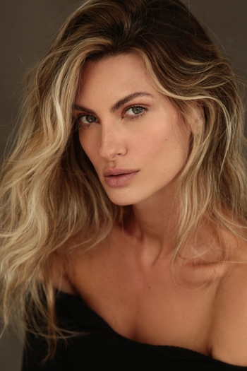 VIVIAN GUIMARÃES