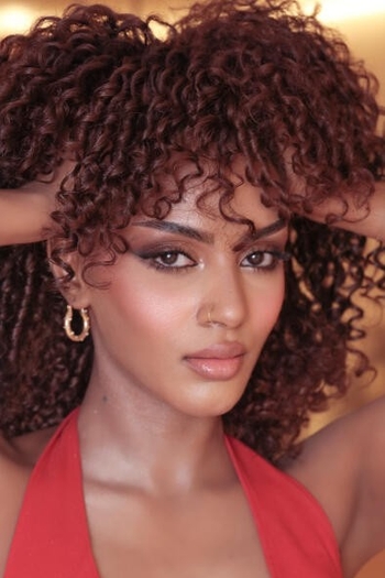 Areej — عارضة أزياء متاحة للحجز في الرياض، Arabian Models
