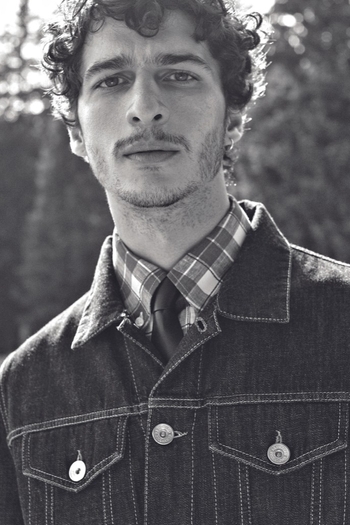 JULLIO REIS