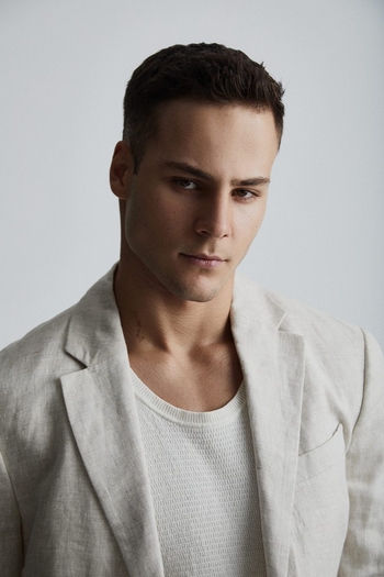 FREDDIE VALSECCHI