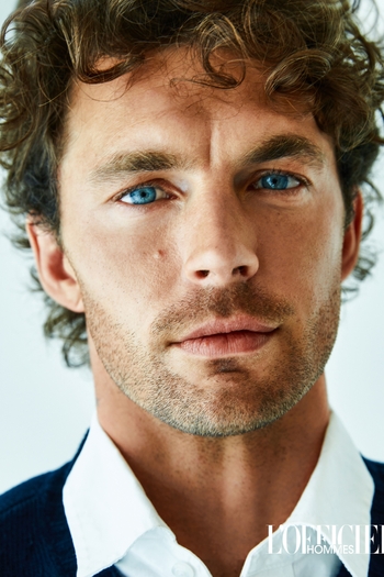 CHRISTIAN HOGUE