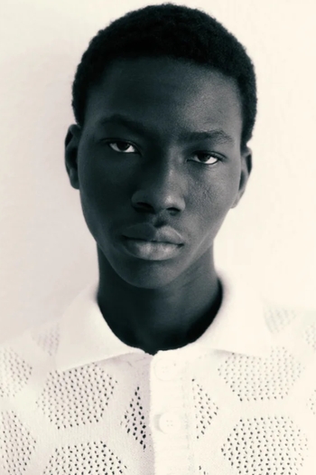 AZEEM SIKIRU