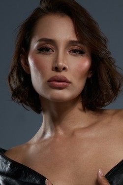 TANIA ZULUAGA
