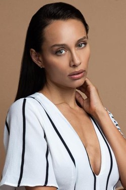 TANIA ZULUAGA
