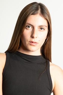 CAROLA MIRELES SOLIS