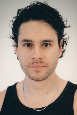 RENATO GUTIERREZ