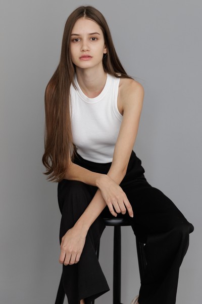 YASMIM OLIVEIRA