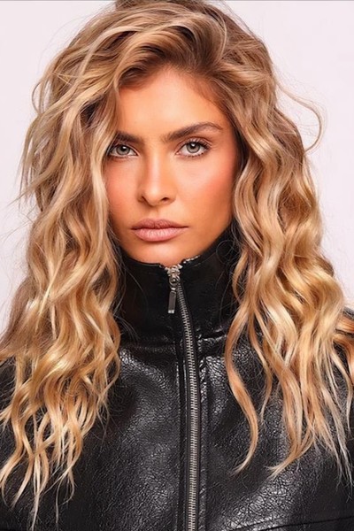 CAROL MELO