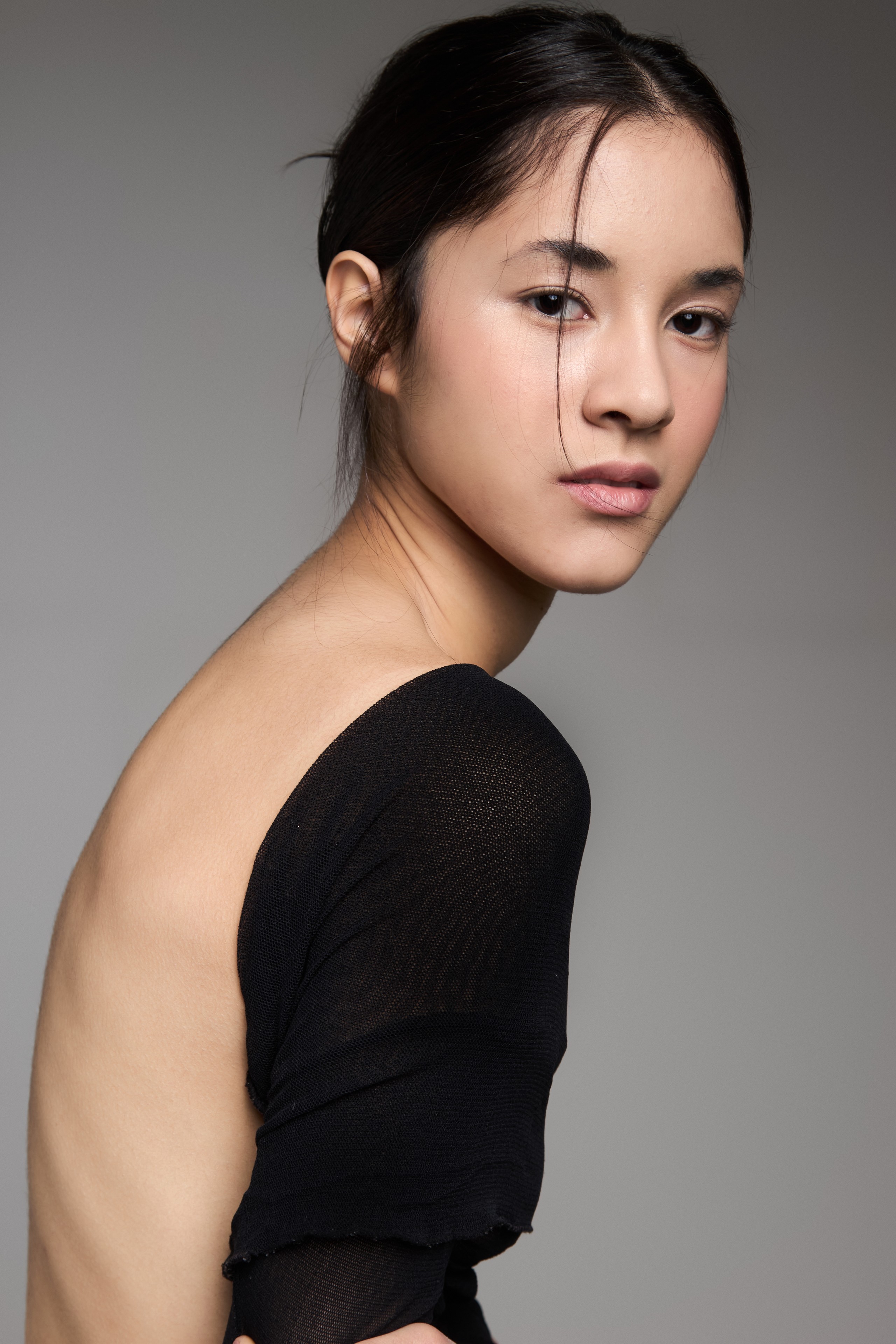 ANNA MURAKAMI