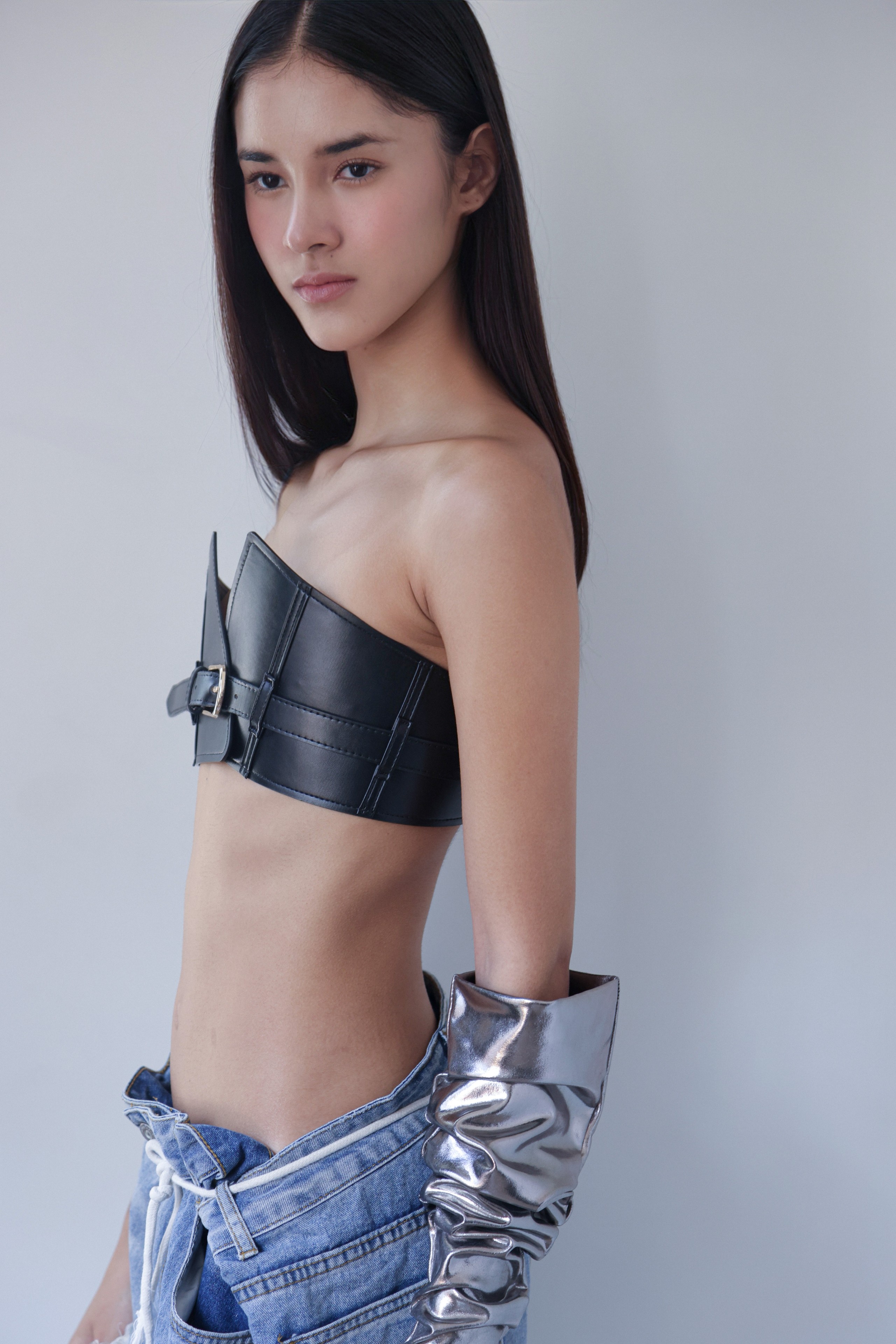 ANNA MURAKAMI