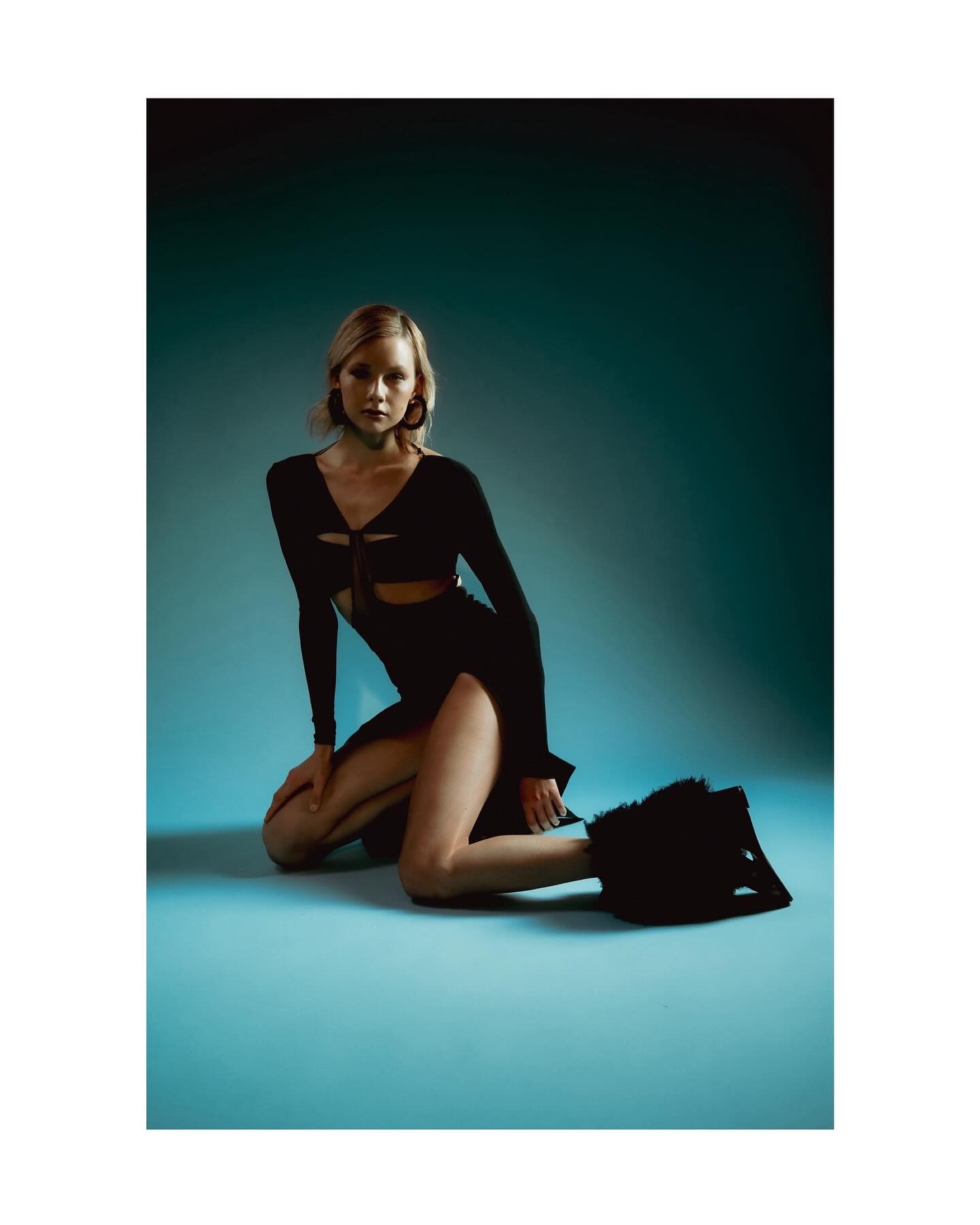 ACACIA WIEBE — foto 12