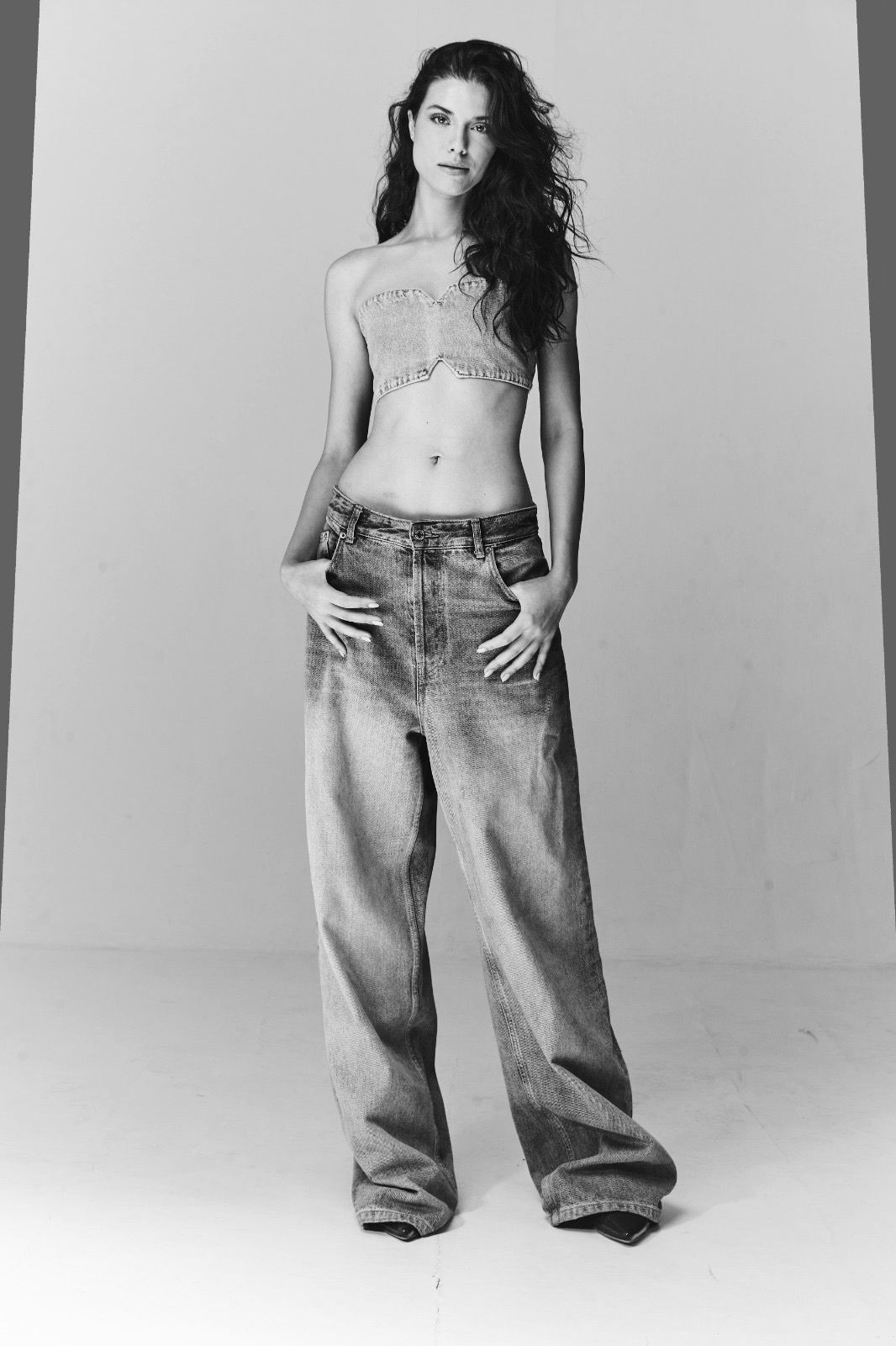 ISABELLA SOLEDADE — foto 2