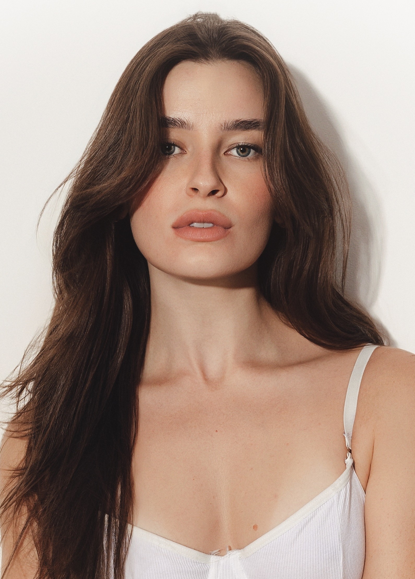 HANAH JULIA — foto 1