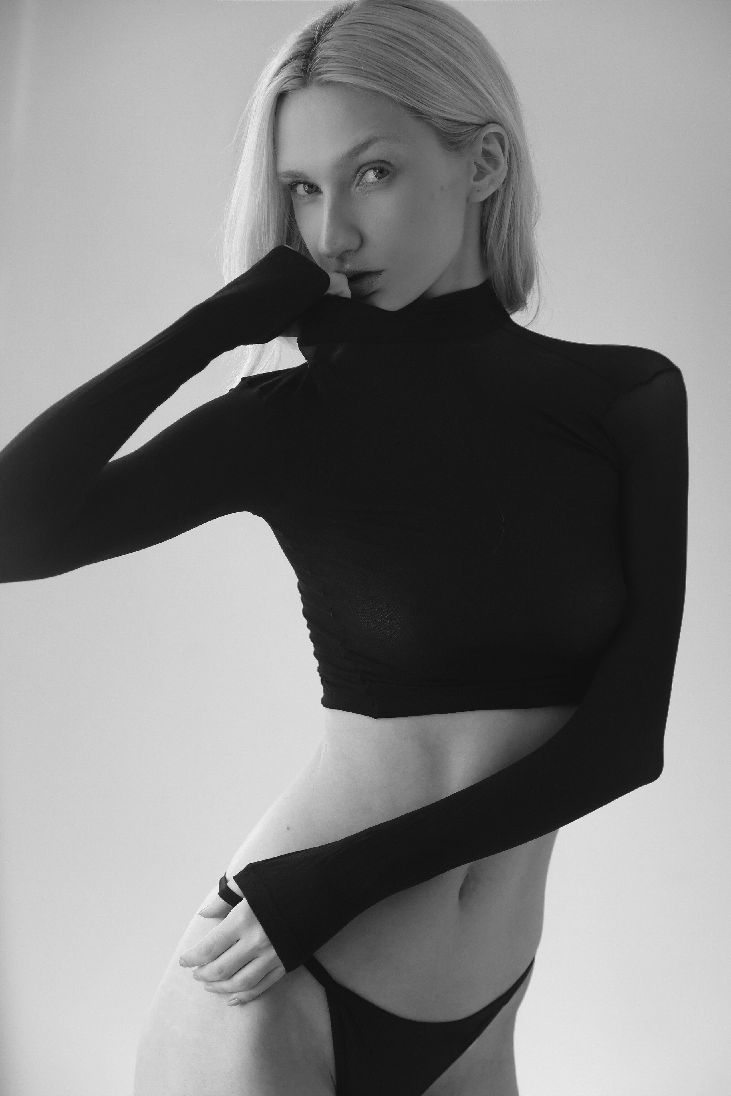 KAREN MARINOVICH — foto 15