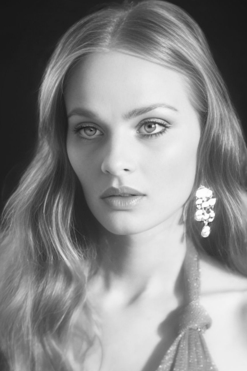 ESTEFANI SCHMITT