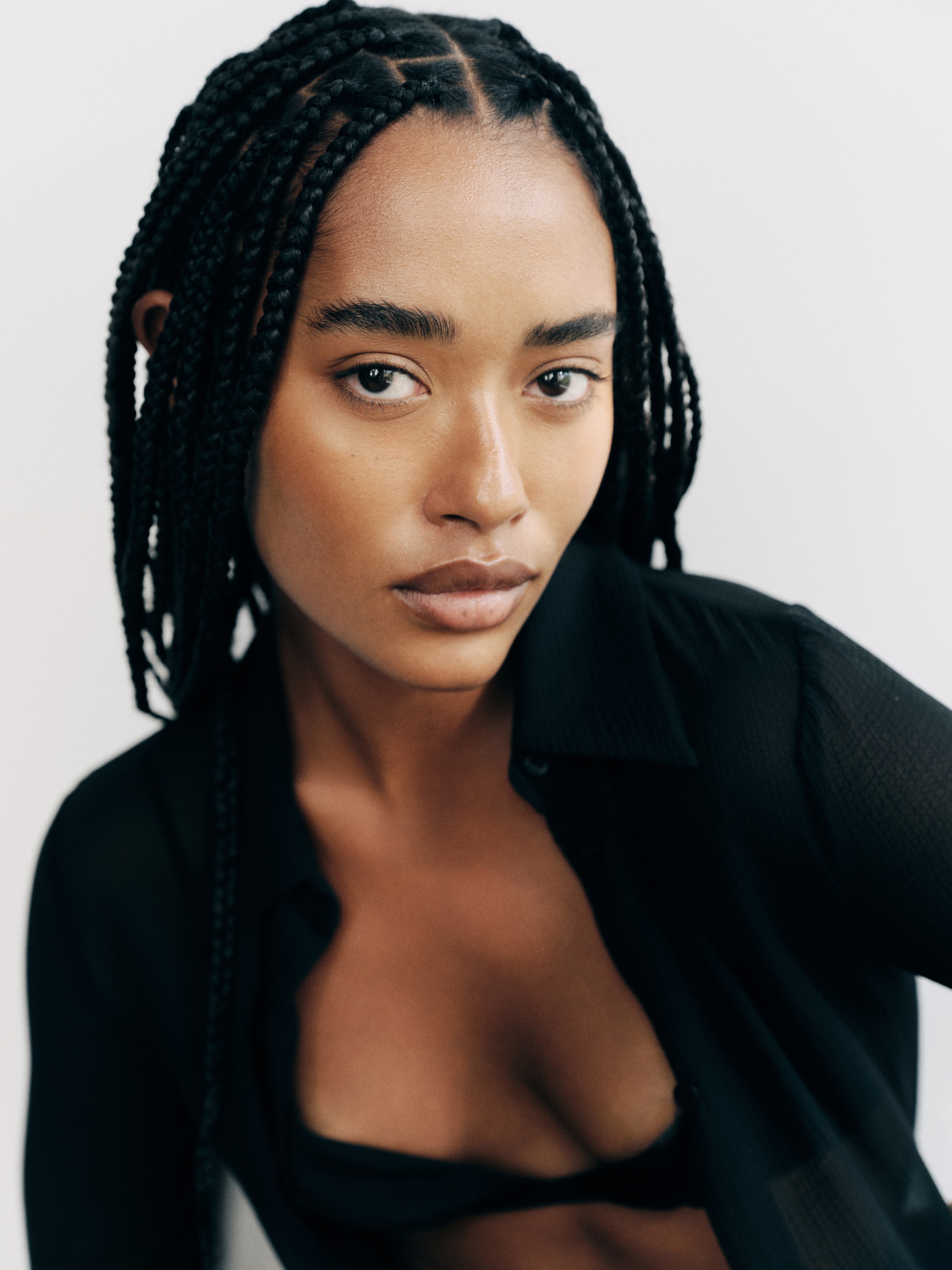 NICOLE CALINA — foto 1