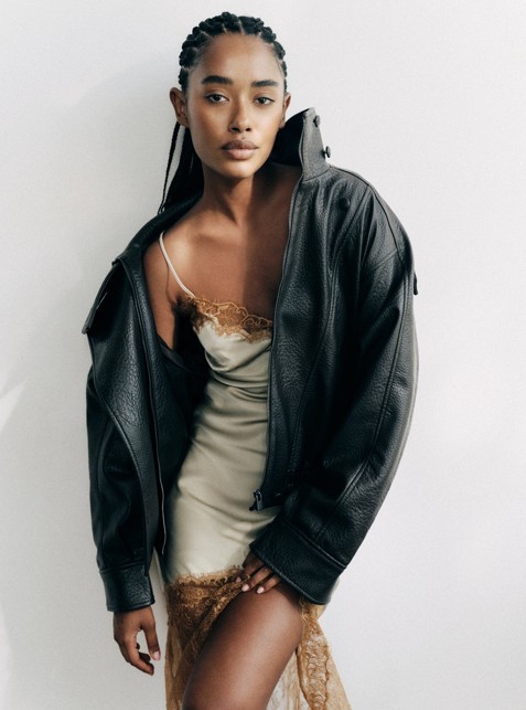 NICOLE CALINA — foto 2
