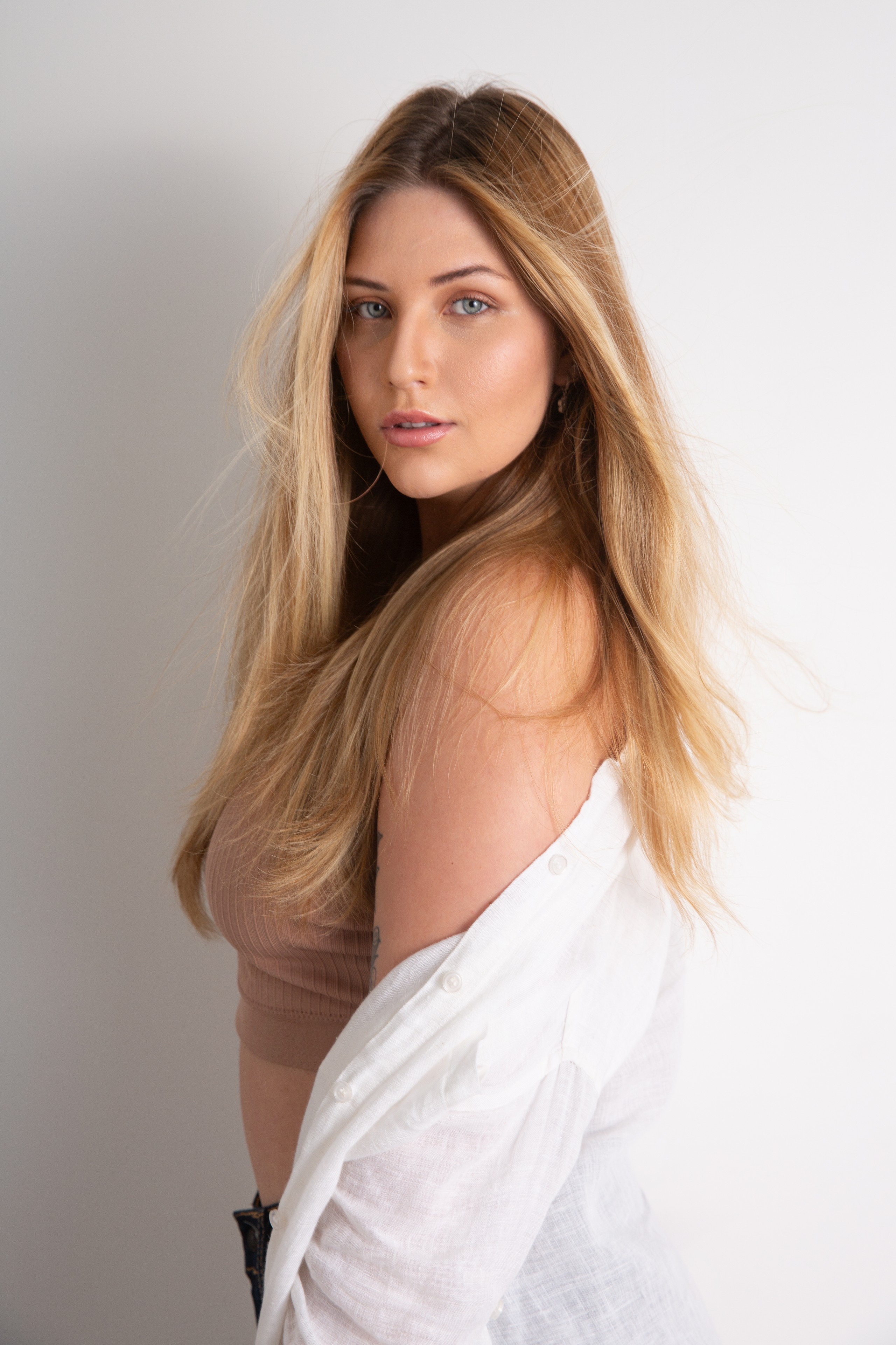 NICOLE HILARIO — foto 6