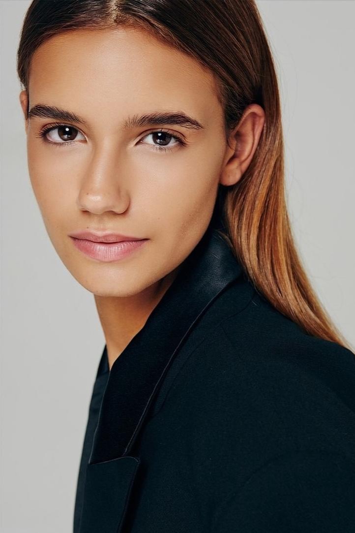 EDUARDA FELIX