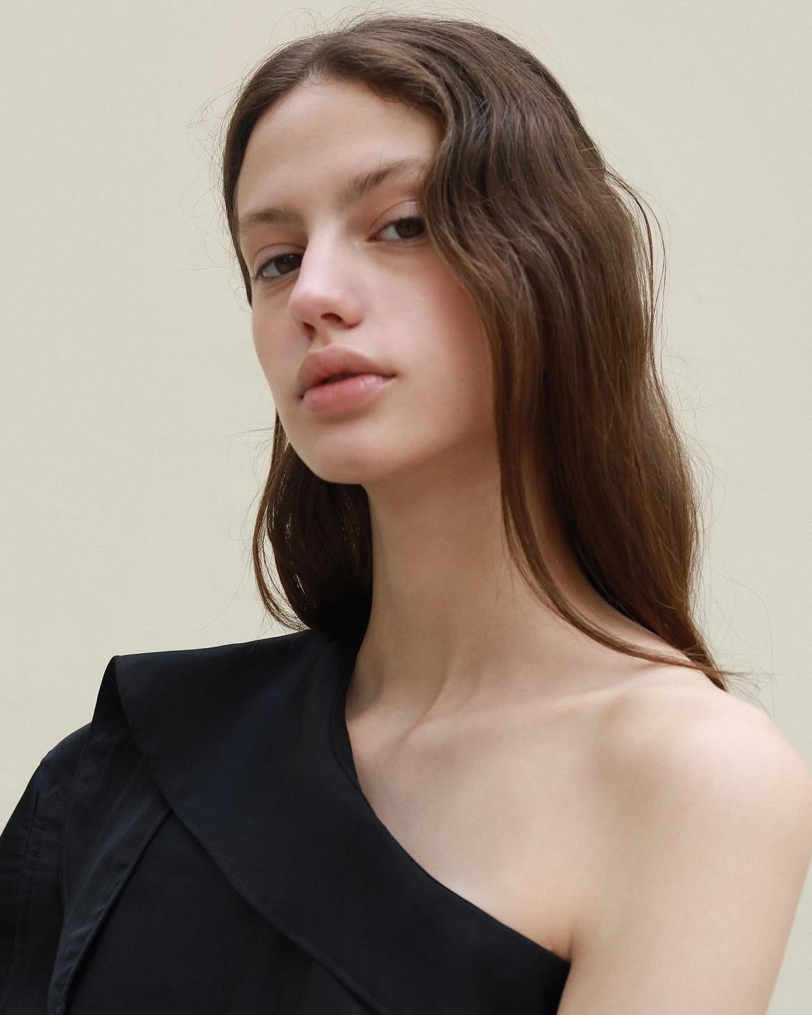 BEA ESTEVAM — foto 1