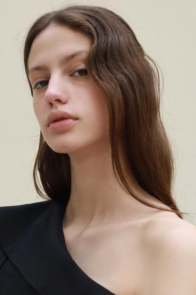BEA ESTEVAM